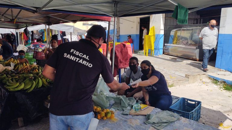 Agentes da Guarda Municipal, Vigilância Sanitária e Agricultura unem-se em ação de fiscalização