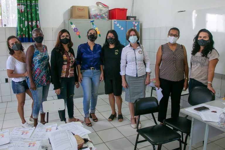 Secretaria de Educação visita obra de manutenção da Escola Municipal Professora Marcela Nolasco Venézia