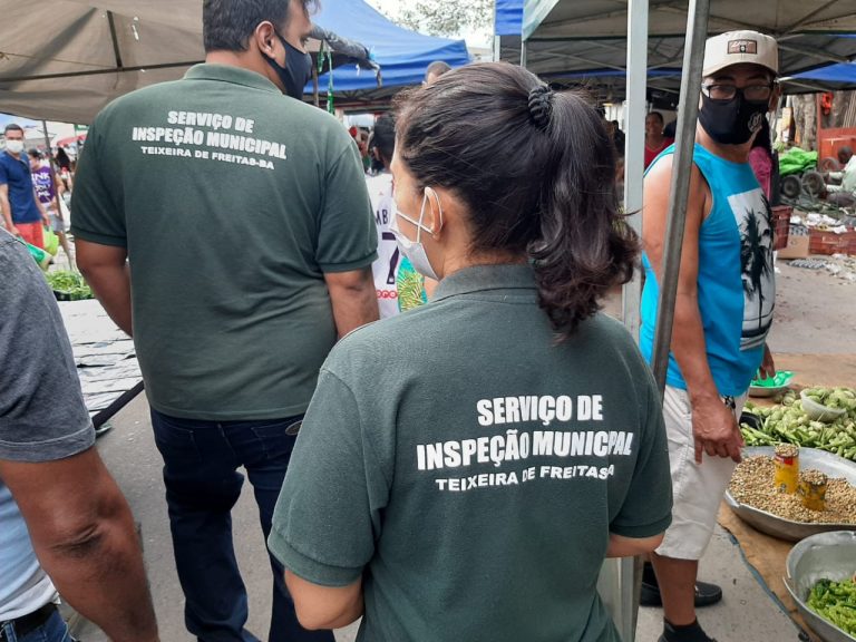 Serviço de Inspeção Municipal (S.I.M) visita Mercadão e leva orientação sobre o risco da carne não inspecionada