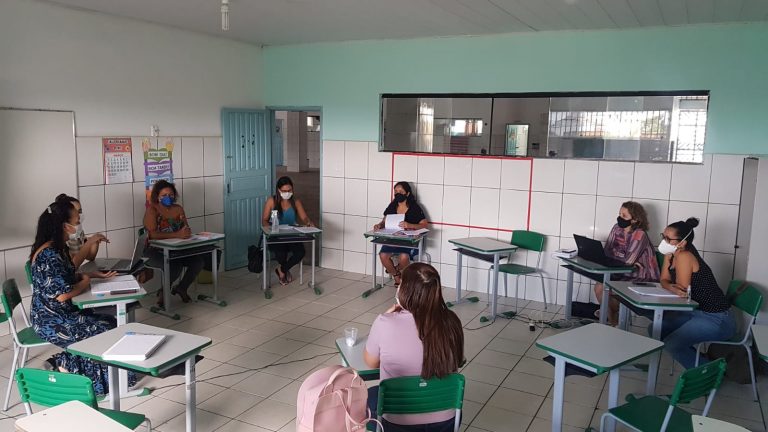 Construção coletiva: Equipes do Pedagógico promovem encontros para debater o fazer educacional