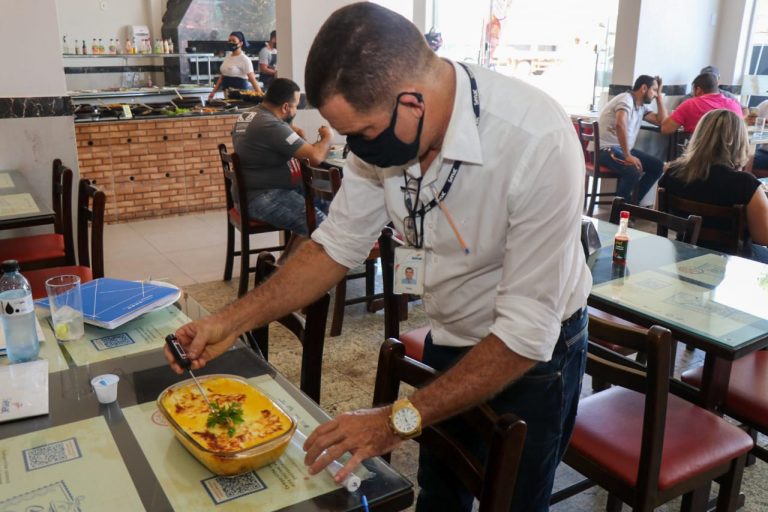 Avaliadores técnicos fazem Tour Gastronômico entre participantes do Festival Sabores de Teixeira