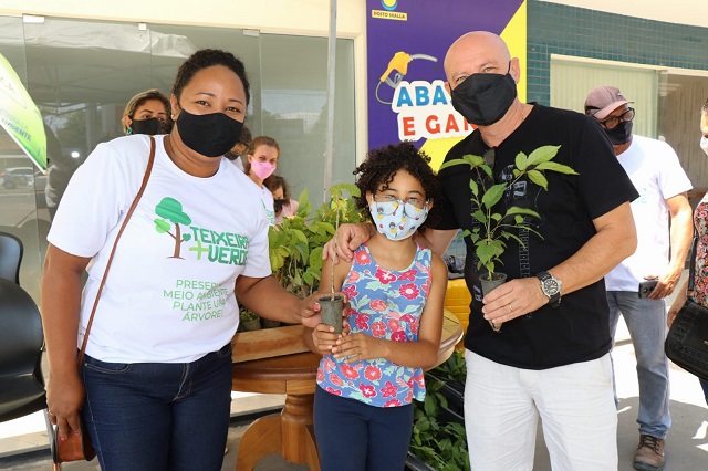 Doação de Mudas em ação da Teixeira+Verde marcam o Dia da Natureza