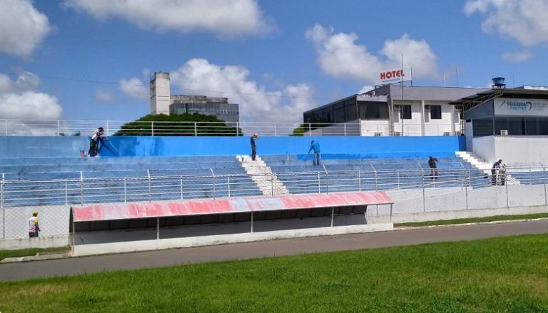 Aqui tem Esporte: Estádio Municipal passa por manutenção para garantir melhorias