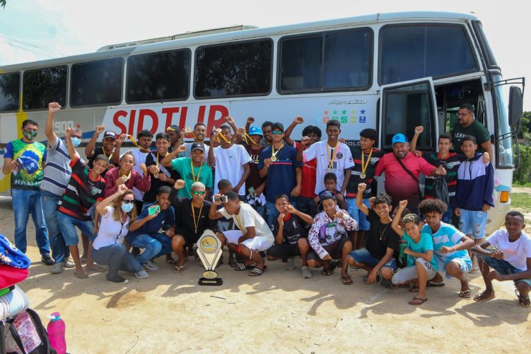 Equipe de Teixeira de Freitas é campeã da Copa Guará em Minas Gerais com apoio da Secretaria de Esporte