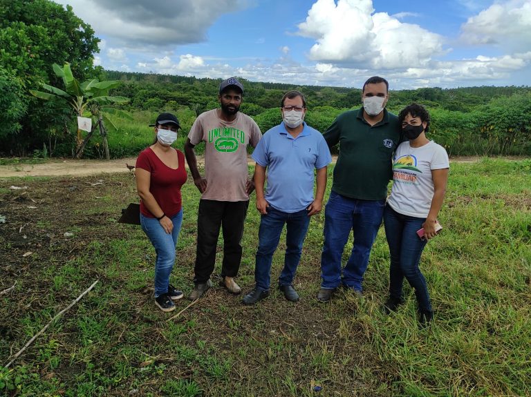 Secretaria de Agricultura realiza visita técnica veterinária na comunidade Braço do Sul