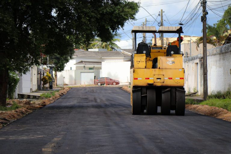 Prefeitura finaliza pavimentação na Rua São Paulo, no bairro Novo Horizonte