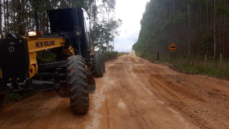 Prefeitura realiza patrolamento rural nas comunidades de São Benedito e Córrego do Mutum