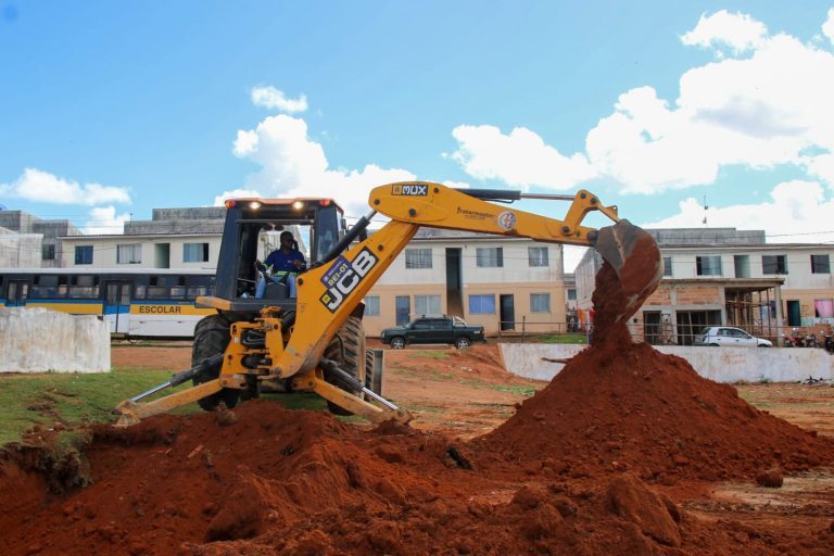 Prefeitura inicia obra para a construção da UBS do residencial Santos Guimarães, no bairro Colina Verde