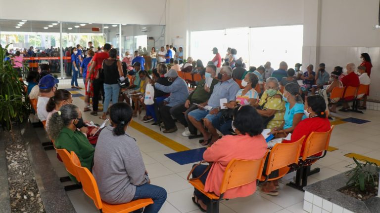 Teixeirenses participam do mutirão para cirurgia de catarata; campanha faz parte do projeto Mais Saúde Menos Fila