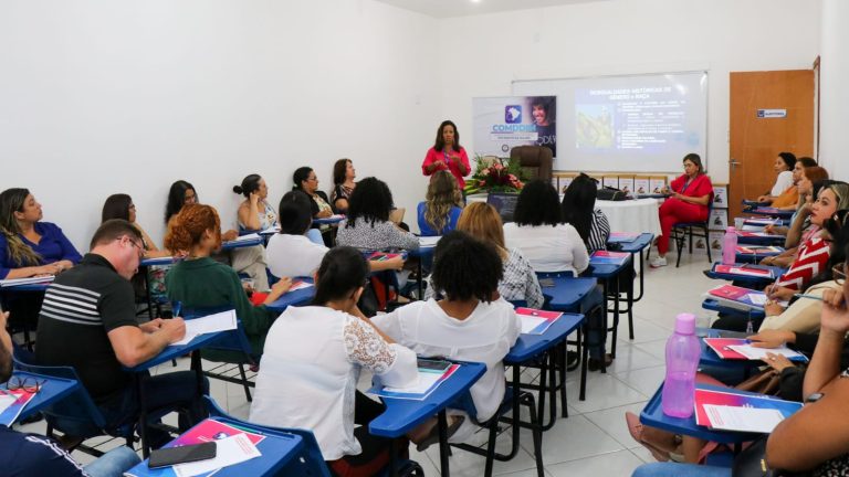 Saiba como foi a capacitação para o enfrentamento à violência contra a mulher em Teixeira de Freitas