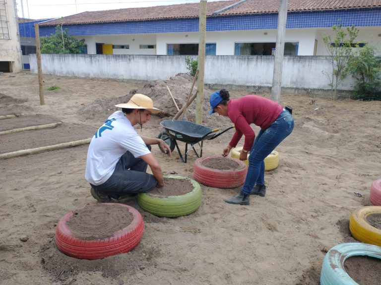 Prefeitura inicia projeto ambiental em creche de Teixeira de Freitas