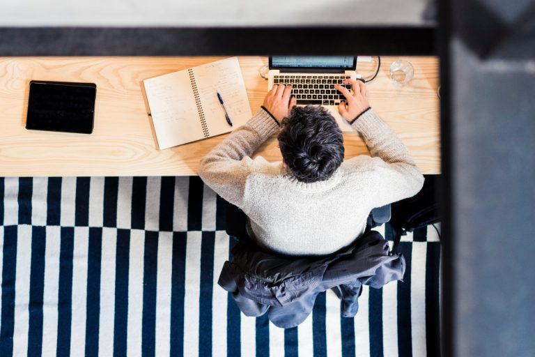 Saúde mental no trabalho: conheça os serviços oferecidos pelo CEREST