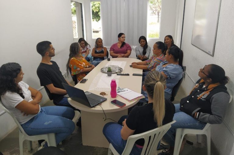 Prefeitura promove treinamento aos recepcionistas das UBS de Teixeira de Freitas; saiba mais