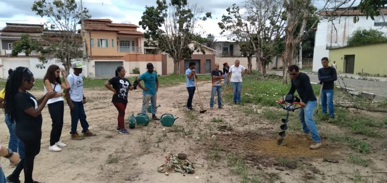 Curso de paisagismo promove capacitação de teixeirenses; confira