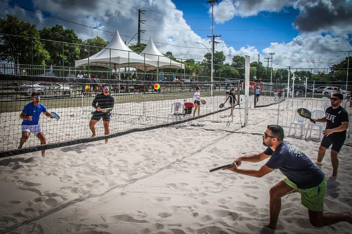 Beach Tennis é a nova atração e opção de lazer no festival Na Praia