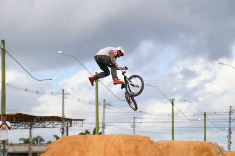 Desafio do Trabalhador de BMX encerra circuito do 1º de Maio