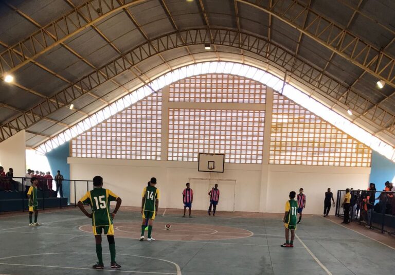 Segunda fase dos Jogos Estudantis da rede municipal de Teixeira de Freitas continua nesta quinta (18)