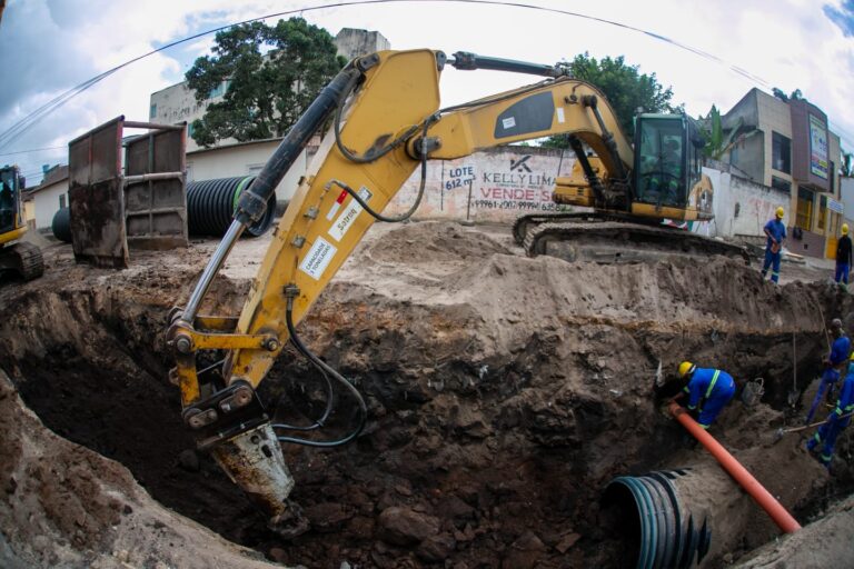 Prefeitura avança com obras no entorno do Shopping Teixeira Mall