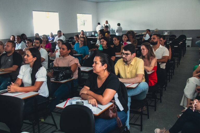 Prefeitura promoveu reunião de alinhamento estratégico com médicos sobre programa Farmácia Popular