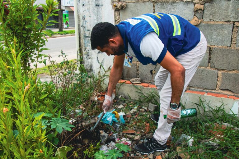 Mutirão de combate às arboviroses ocorreu no bairro Vila Caraípe